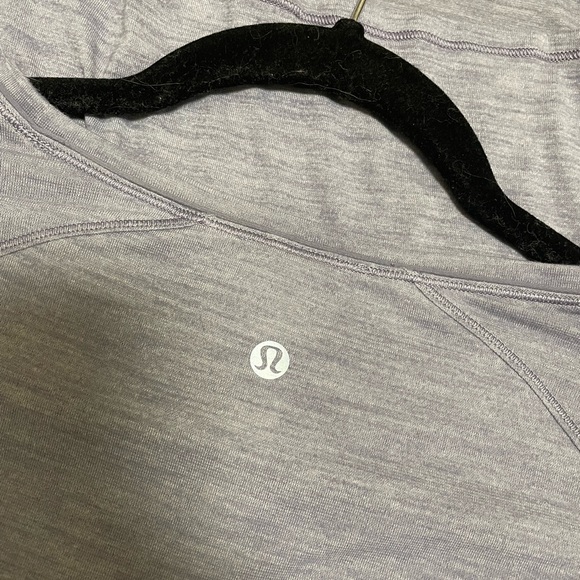 Lululemon Athletica Lightweight Tee - Picture 3 of 4